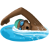 Facebook上的男子游泳：深色肤色emoji表情