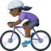 Facebook上的女子自行车运动：深色肤色emoji表情