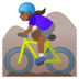 安卓系统里的女子山地自行车：中等深色肤色emoji表情